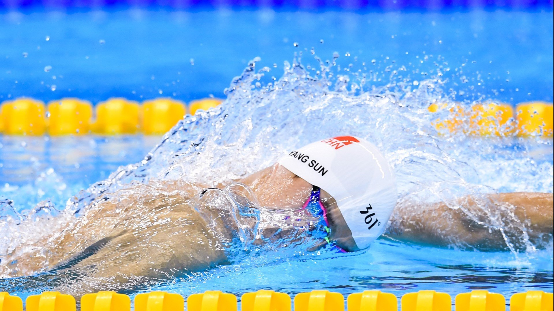 哈兰德得分神话与C9极限征程，跨越体育与电竞的卓越对话，双峰并峙，从哈兰德得分神话到C9极限征程的卓越对话